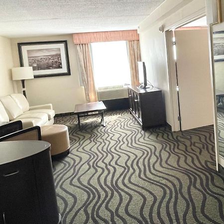 Fairbridge Hotel Cleveland East Wickliffe Extérieur photo