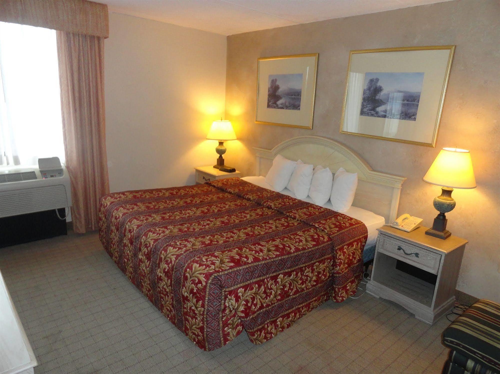 Fairbridge Hotel Cleveland East Wickliffe Extérieur photo